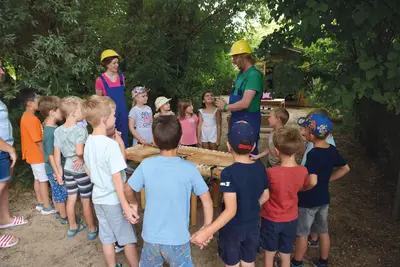 Harry Hammer und Nicki Nagel zu Besuch in der Schrobenhausener Kita Taka-Tuka-Land. 